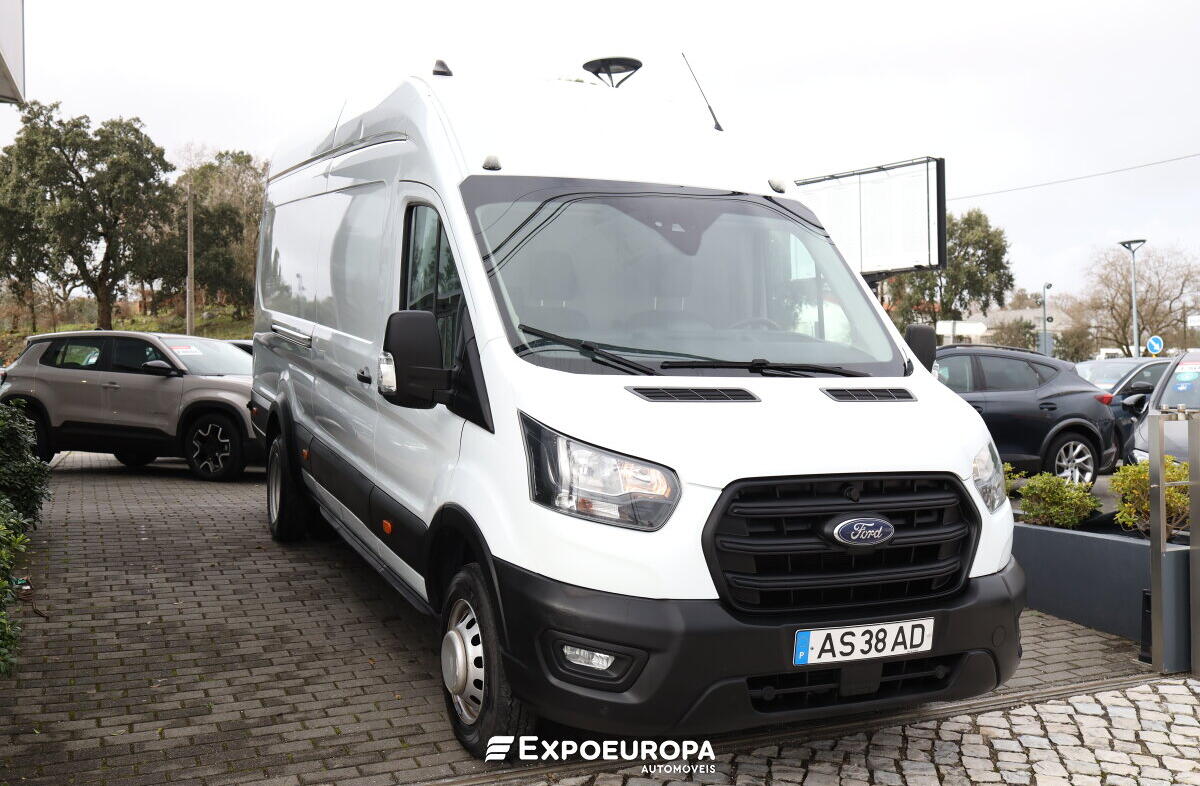 FORD Transit G.Tourneo C.Shuttle 2.0 TDCi Titanium