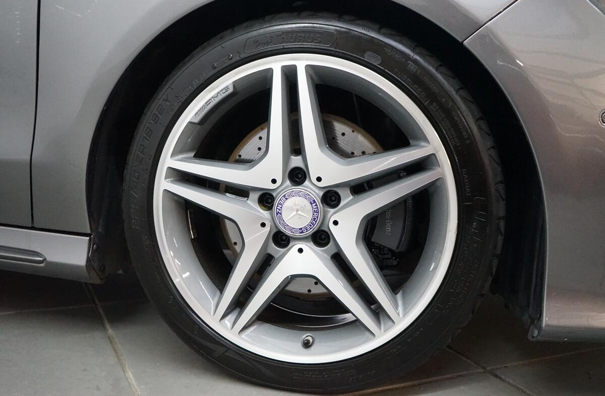 MERCEDES Classe CLA CLA 220 d AMG Line Aut.