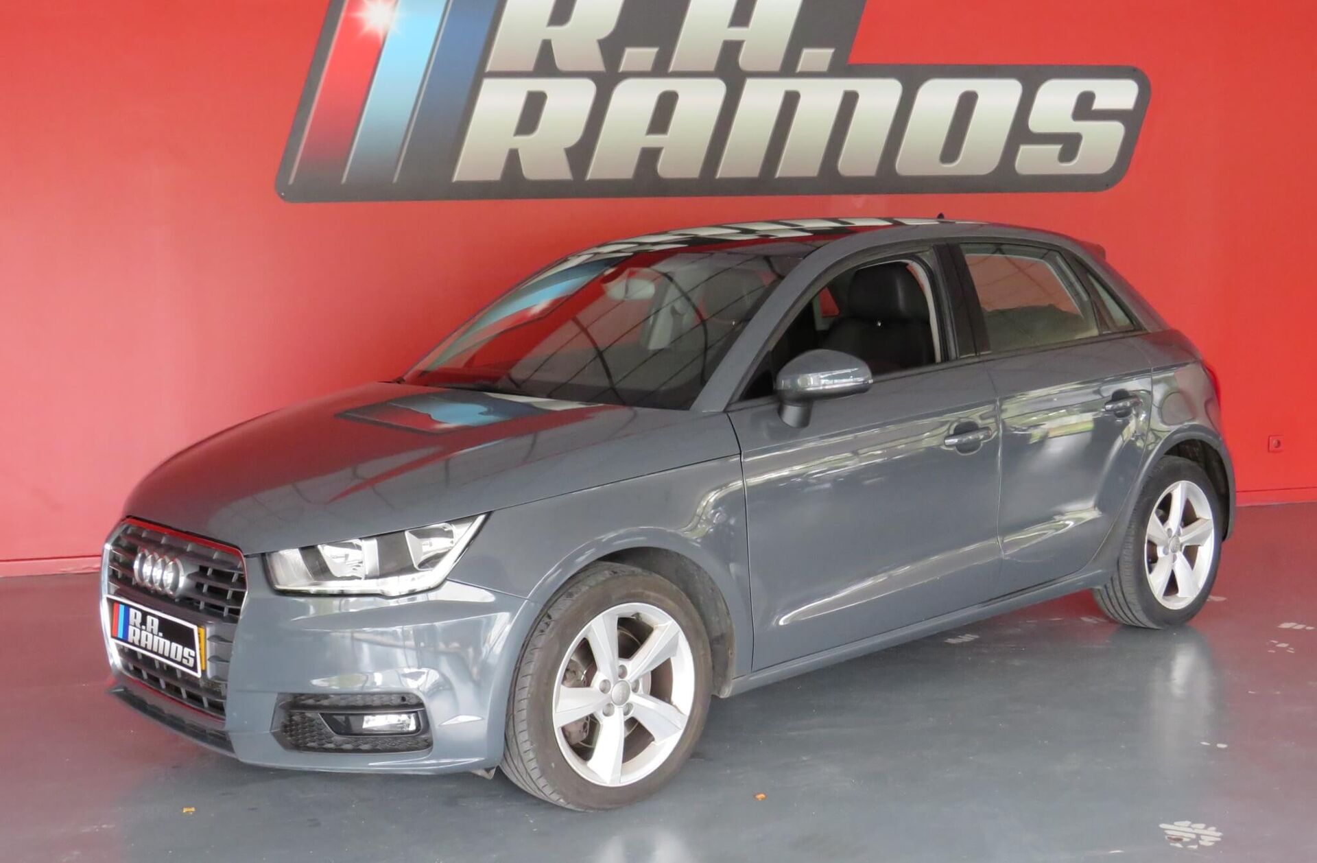 AUDI A1 1.6 TDI S tronic