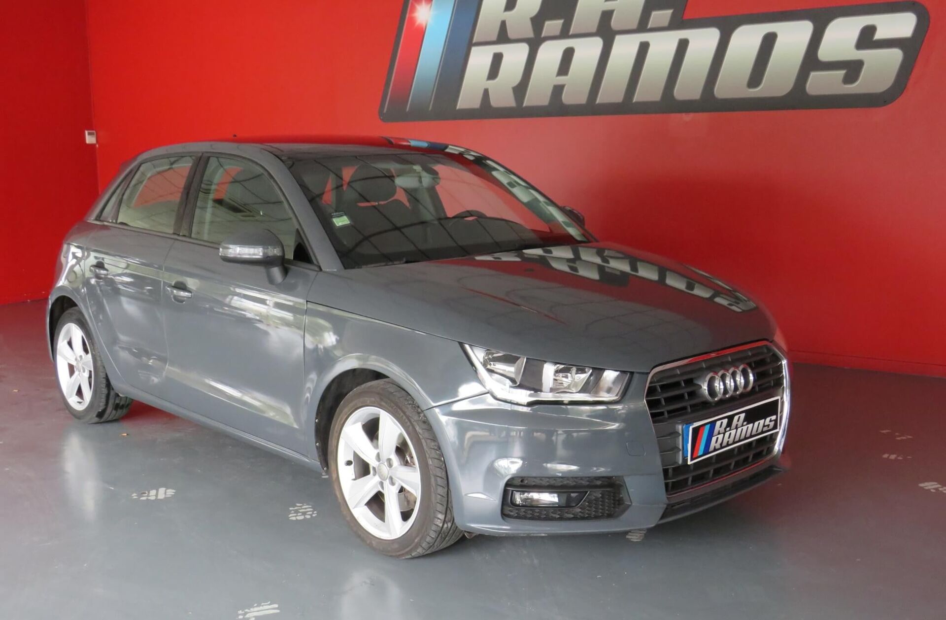 AUDI A1 1.6 TDI S tronic
