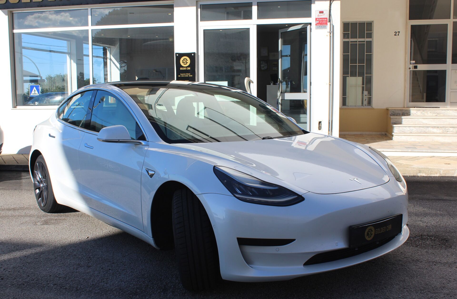 TESLA Model 3 Standard Range Plus RWD