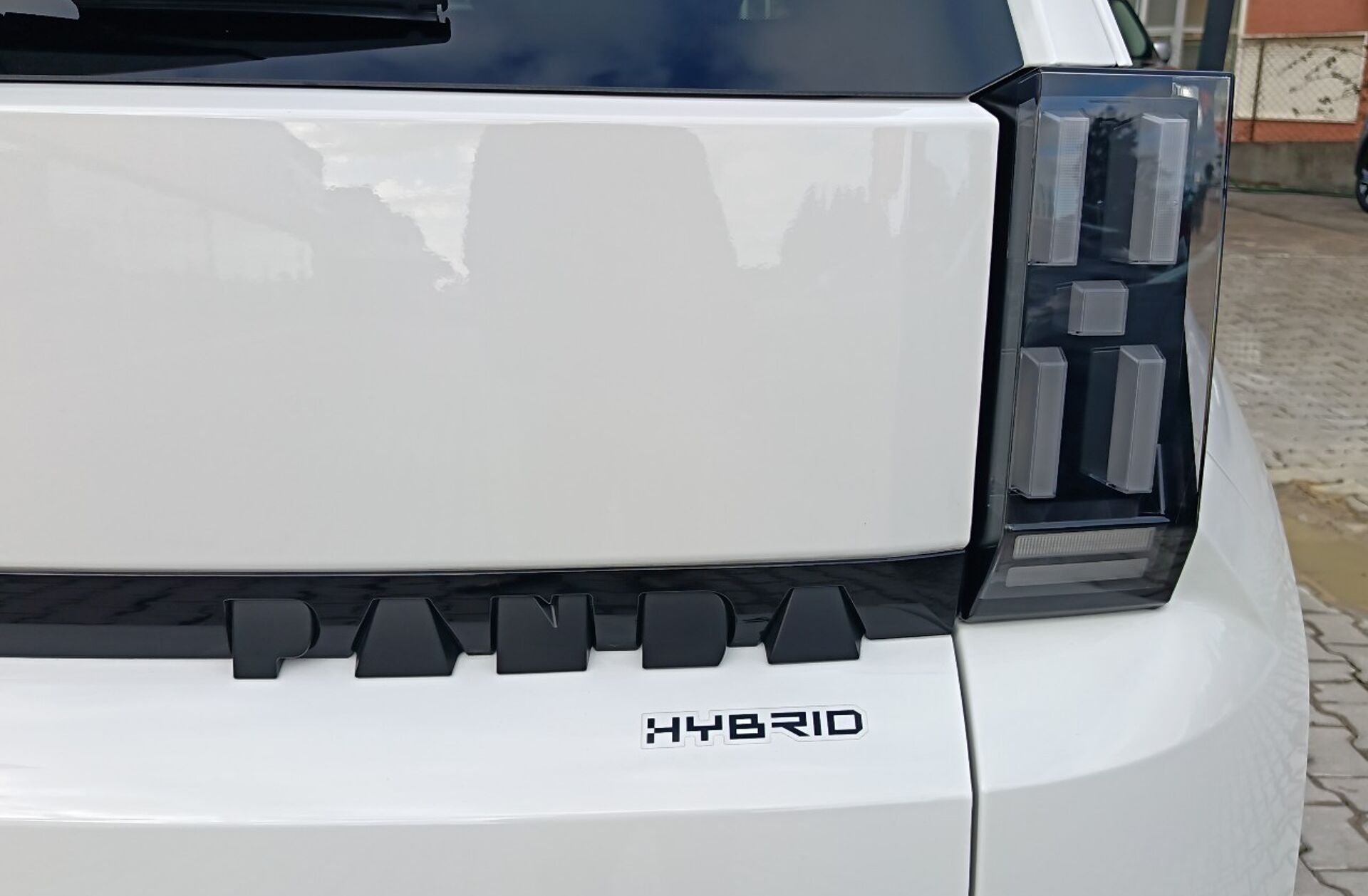 FIAT Grande Panda 1.2 Hybrid Icon eDCT