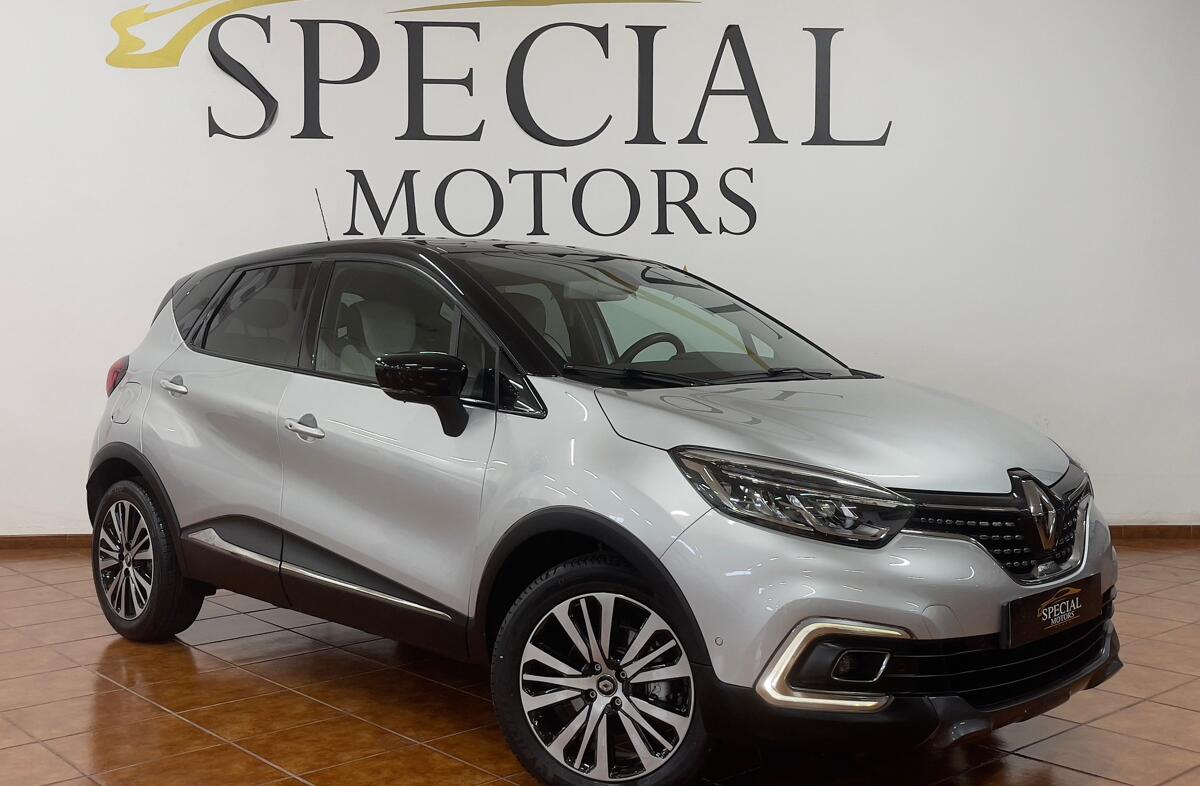 RENAULT Captur 0.9 TCe Initiale Paris