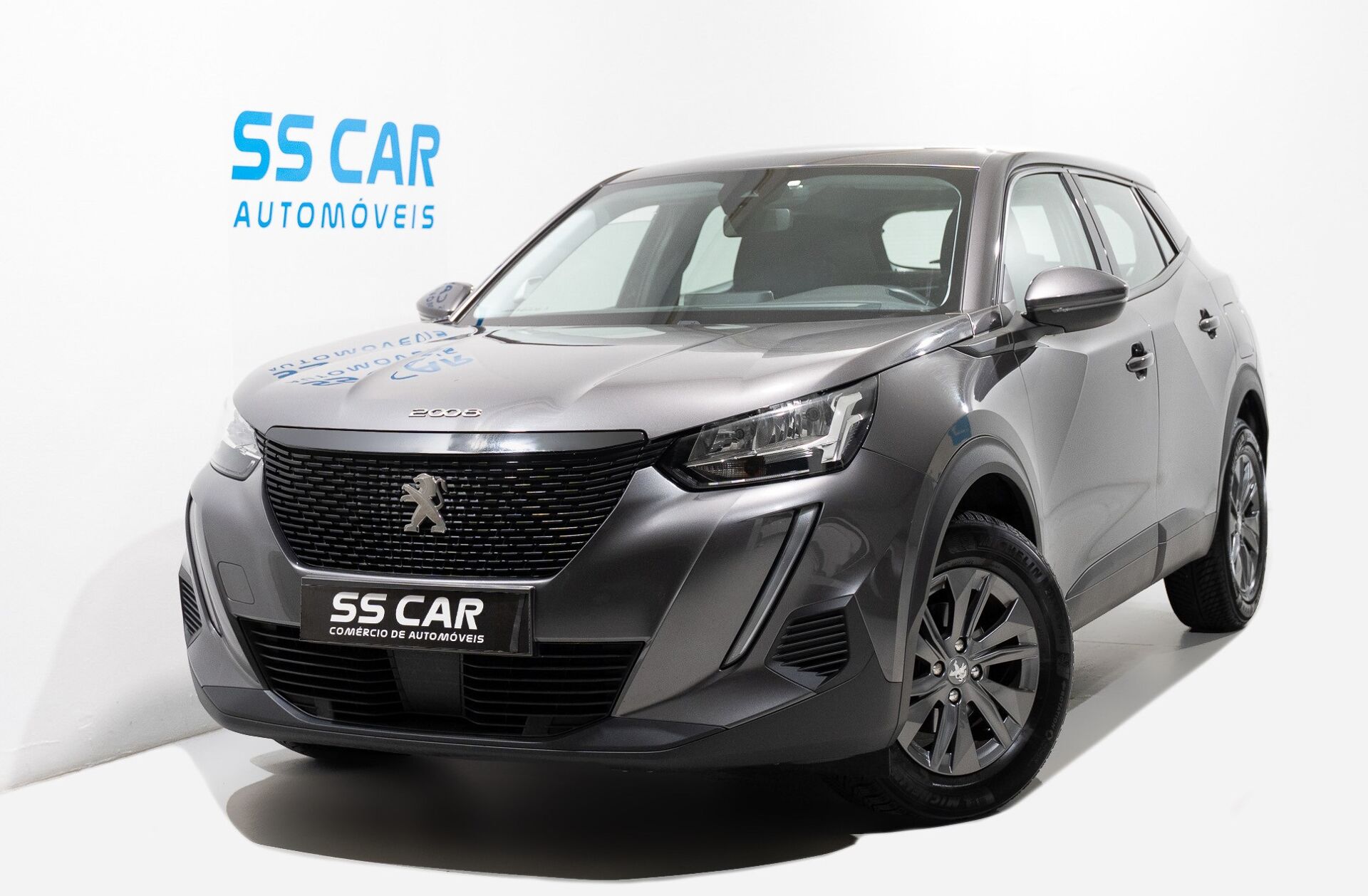 PEUGEOT 2008 1.2 PureTech Active EAT8