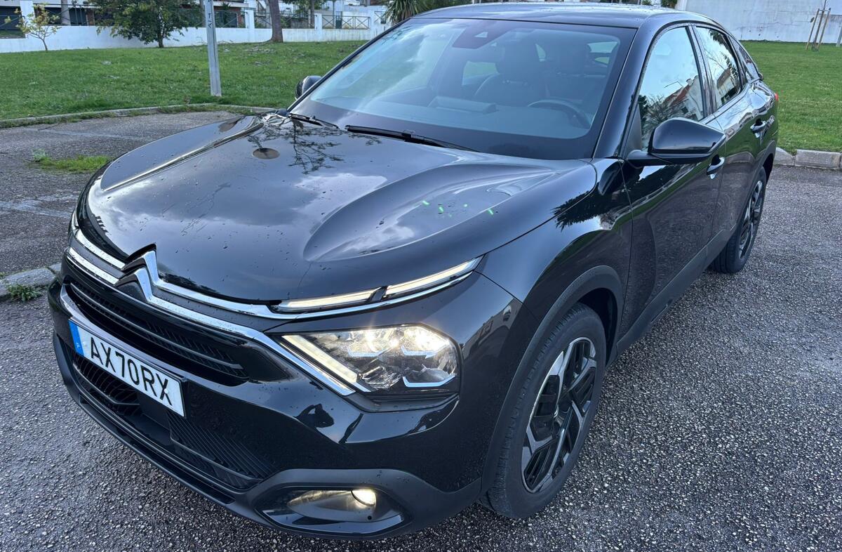 CITROEN C4 1.2 PureTech Shine EAT8