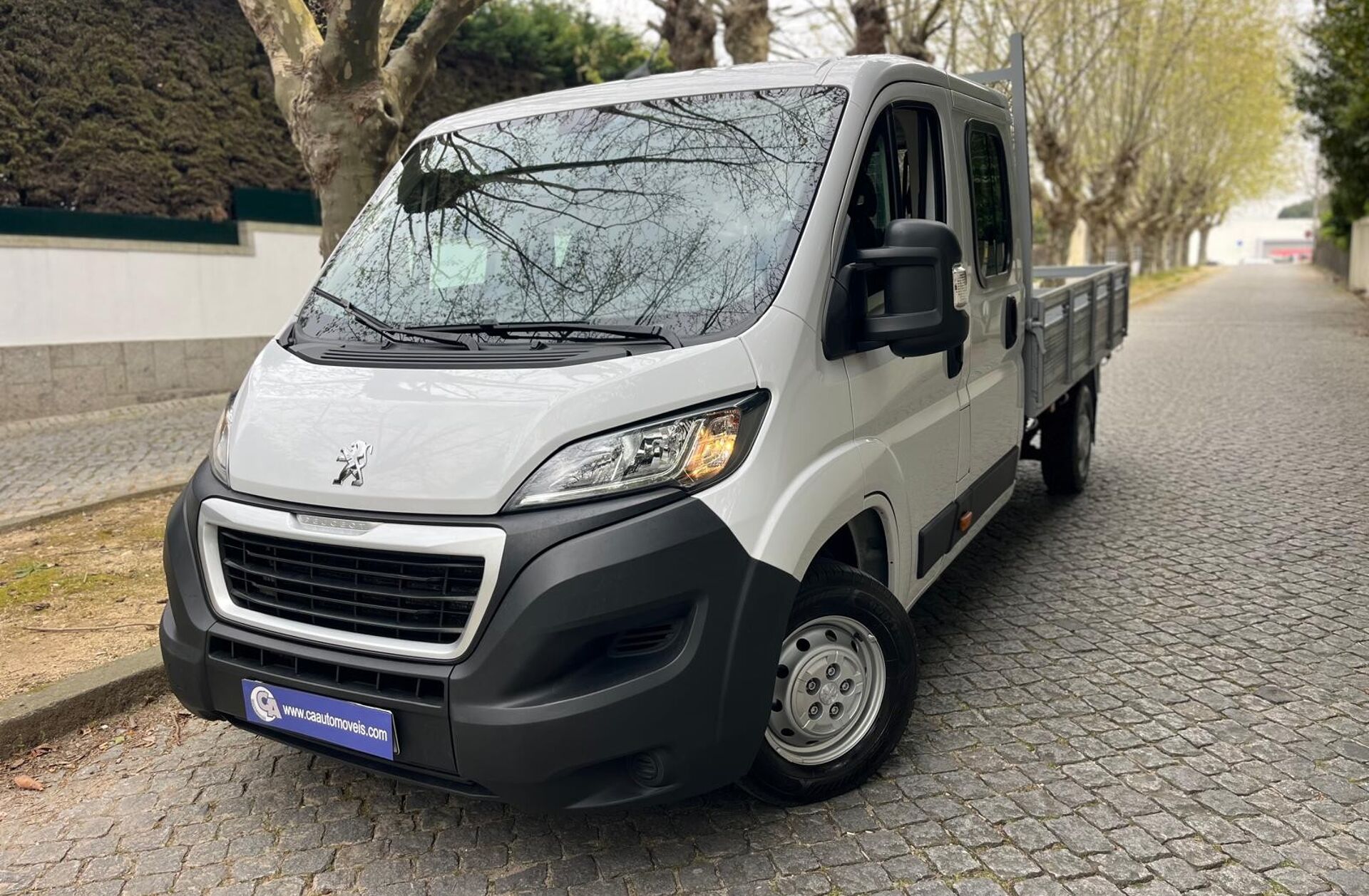 PEUGEOT Boxer 2.2 BlueHDi 335 L3 CD