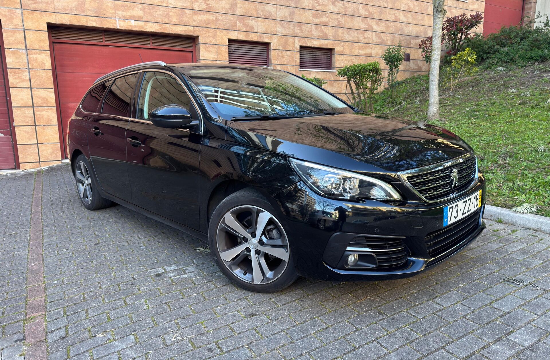 PEUGEOT 308 SW 1.5 BlueHDi Allure