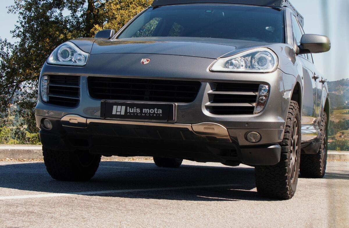 PORSCHE Cayenne Tiptronic