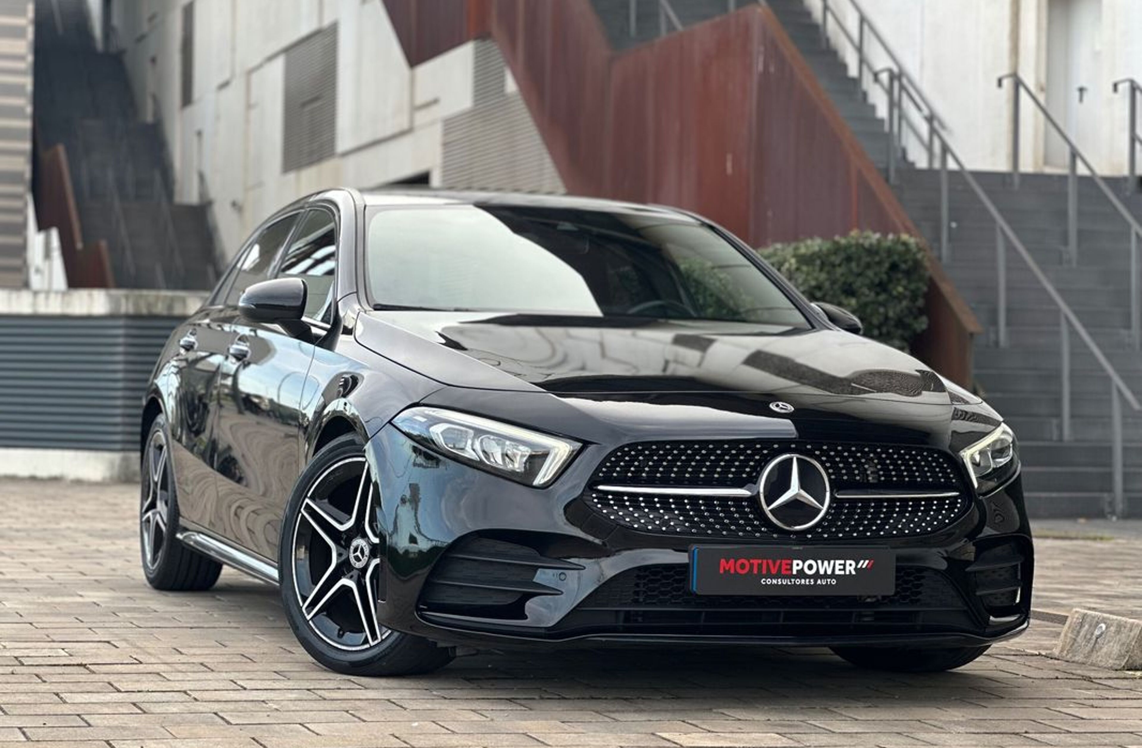 MERCEDES Classe A A 180 d AMG Line Aut.