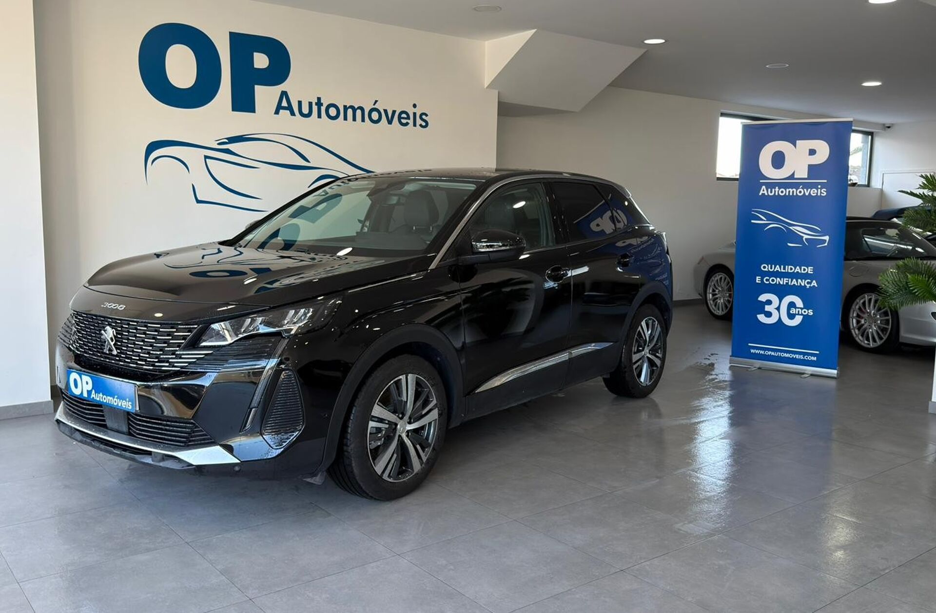 PEUGEOT 3008 1.6 Hybrid Allure Pack e-EAT8
