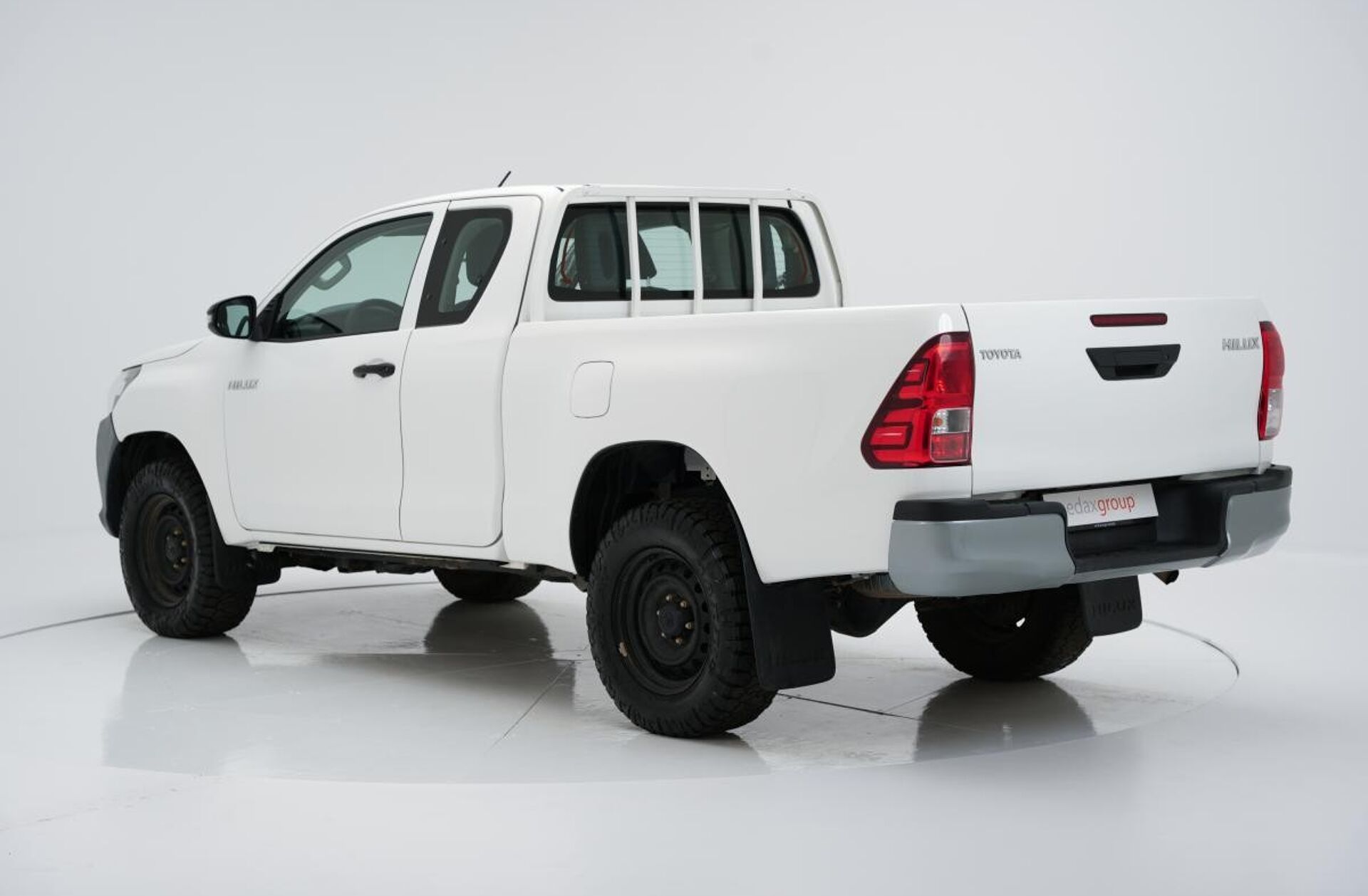 TOYOTA Hilux 2.4 D-4D 4WD CE CM