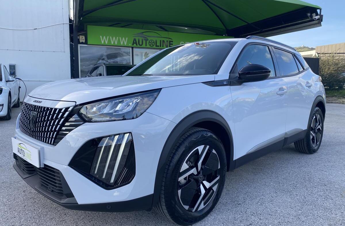 PEUGEOT 2008 e- 54 kWh Allure