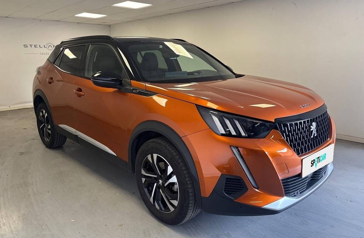 PEUGEOT 2008 1.5 BlueHDi GT EAT8