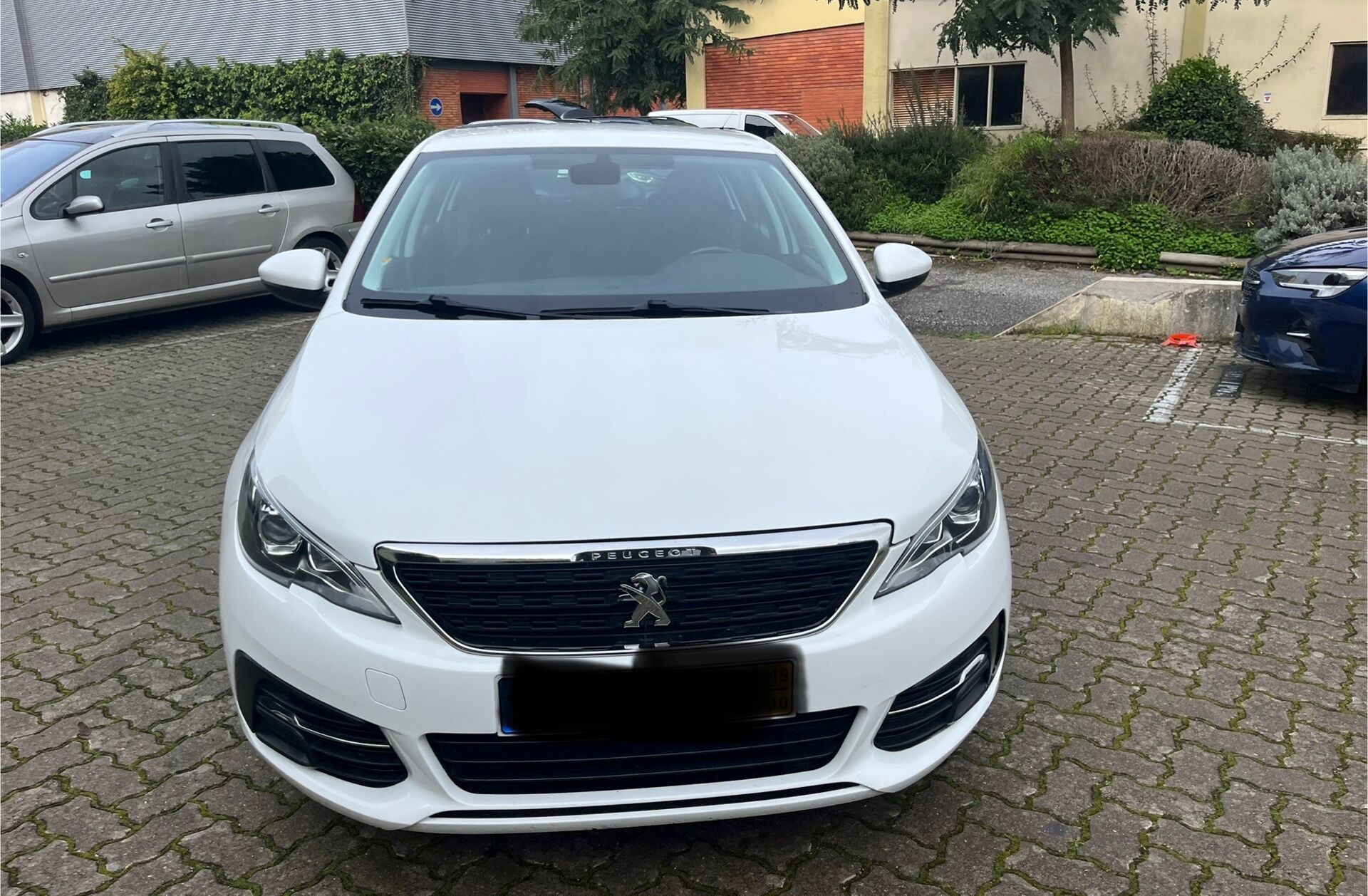 PEUGEOT 308 1.5 BlueHDi Allure
