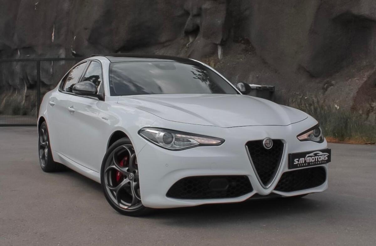 ALFA ROMEO Giulia 2.2 D Veloce AT8 AWD