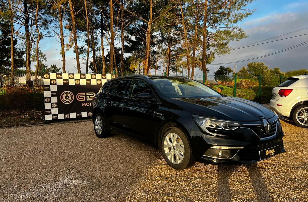 RENAULT Mégane 1.5 Blue dCi Limited