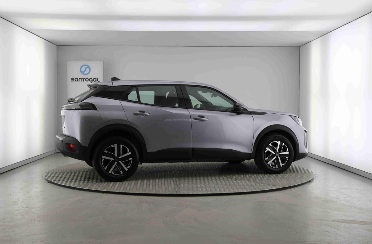 PEUGEOT 2008 1.2 PureTech Active