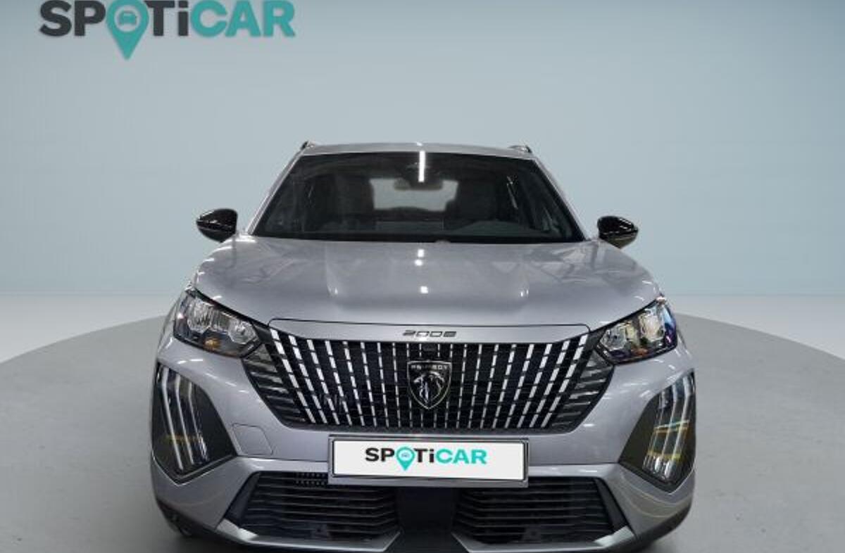 PEUGEOT 2008 1.2 Allure