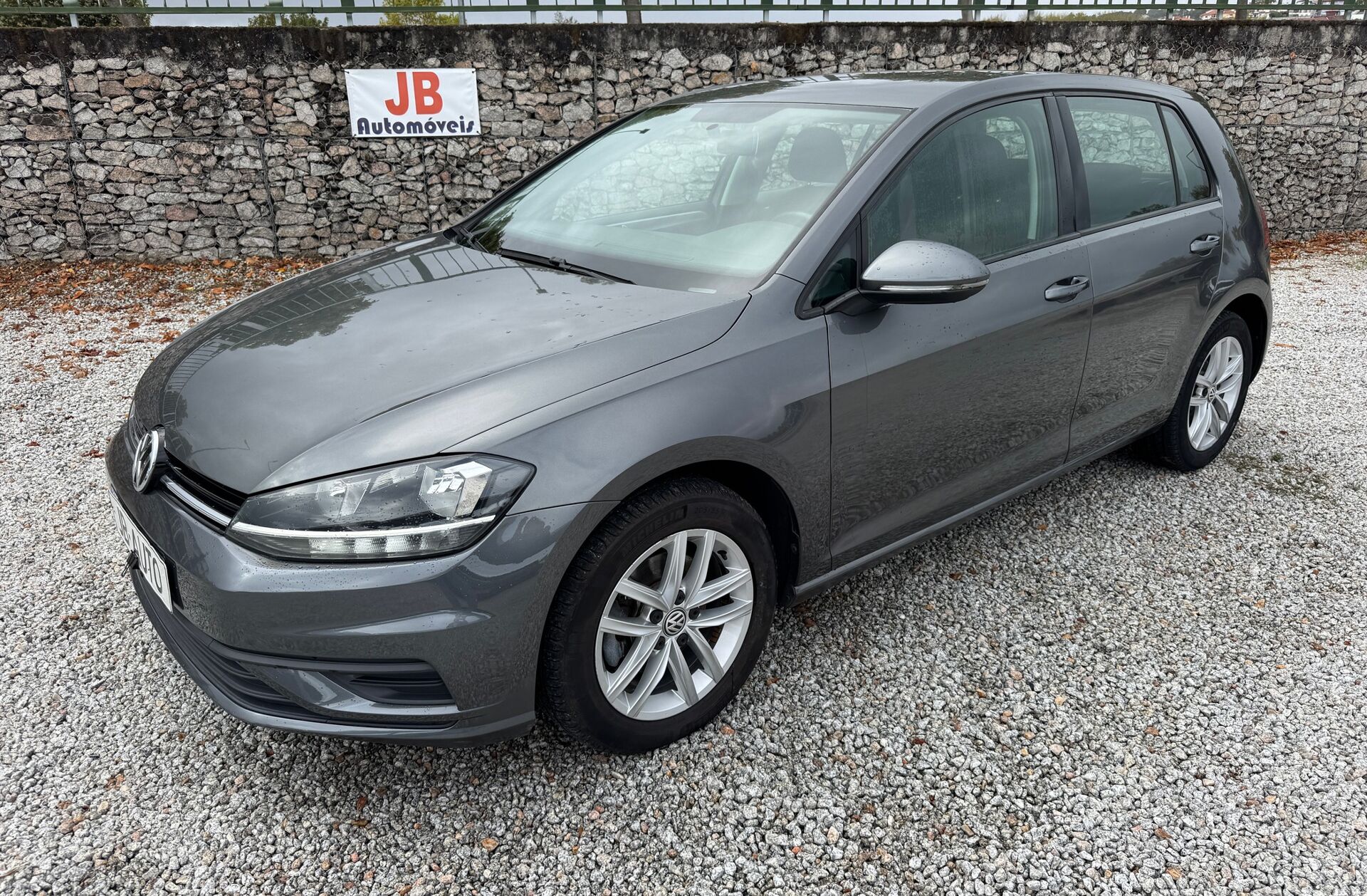 VOLKSWAGEN Golf 1.6 TDi Confortline