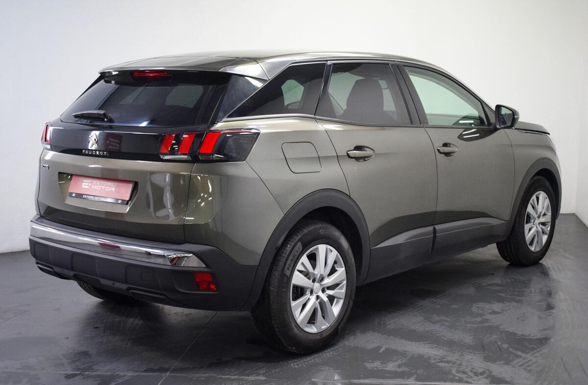 PEUGEOT 3008 1.5 BlueHDi Active