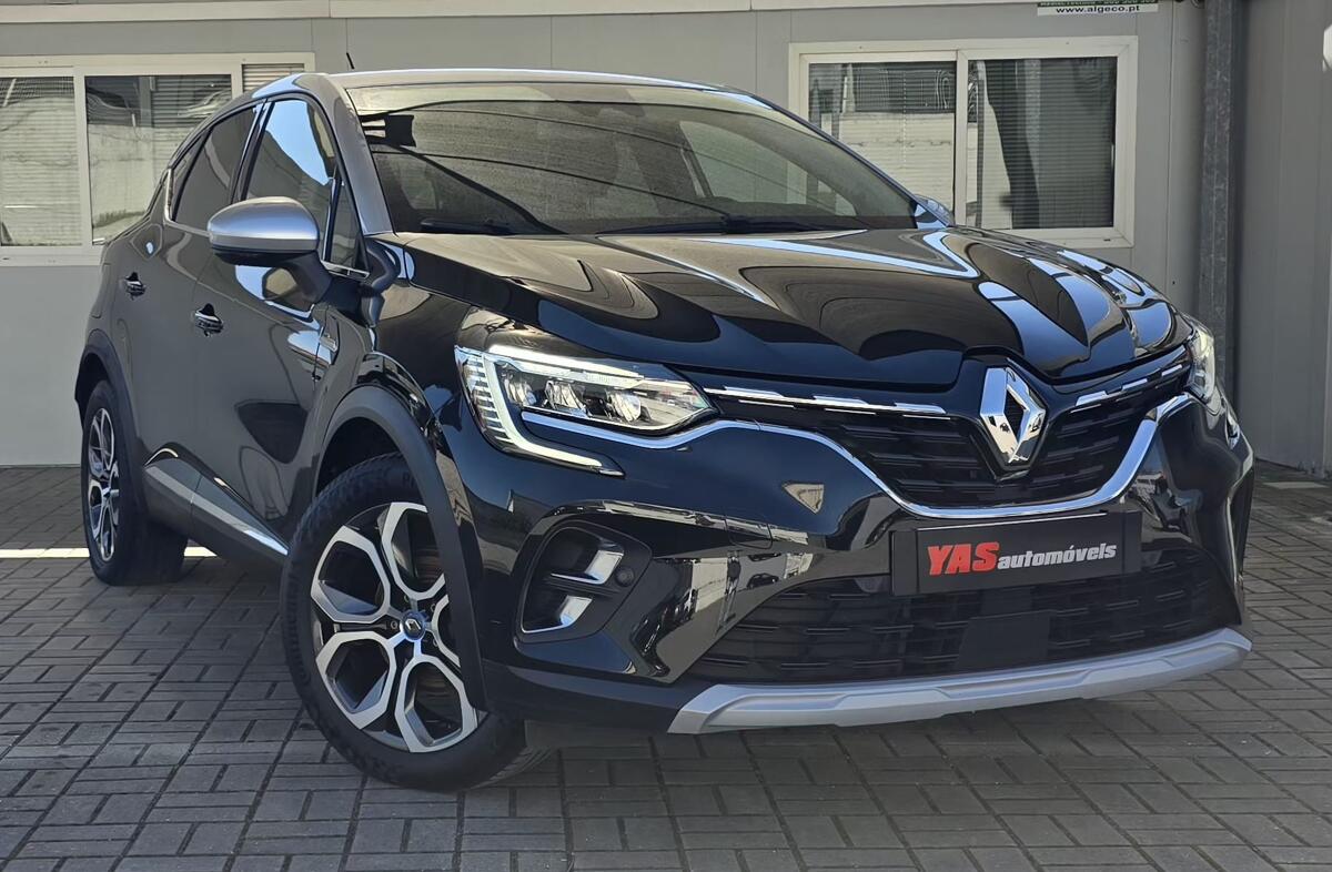 RENAULT Captur 1.6 E-Tech Plug-In Intens