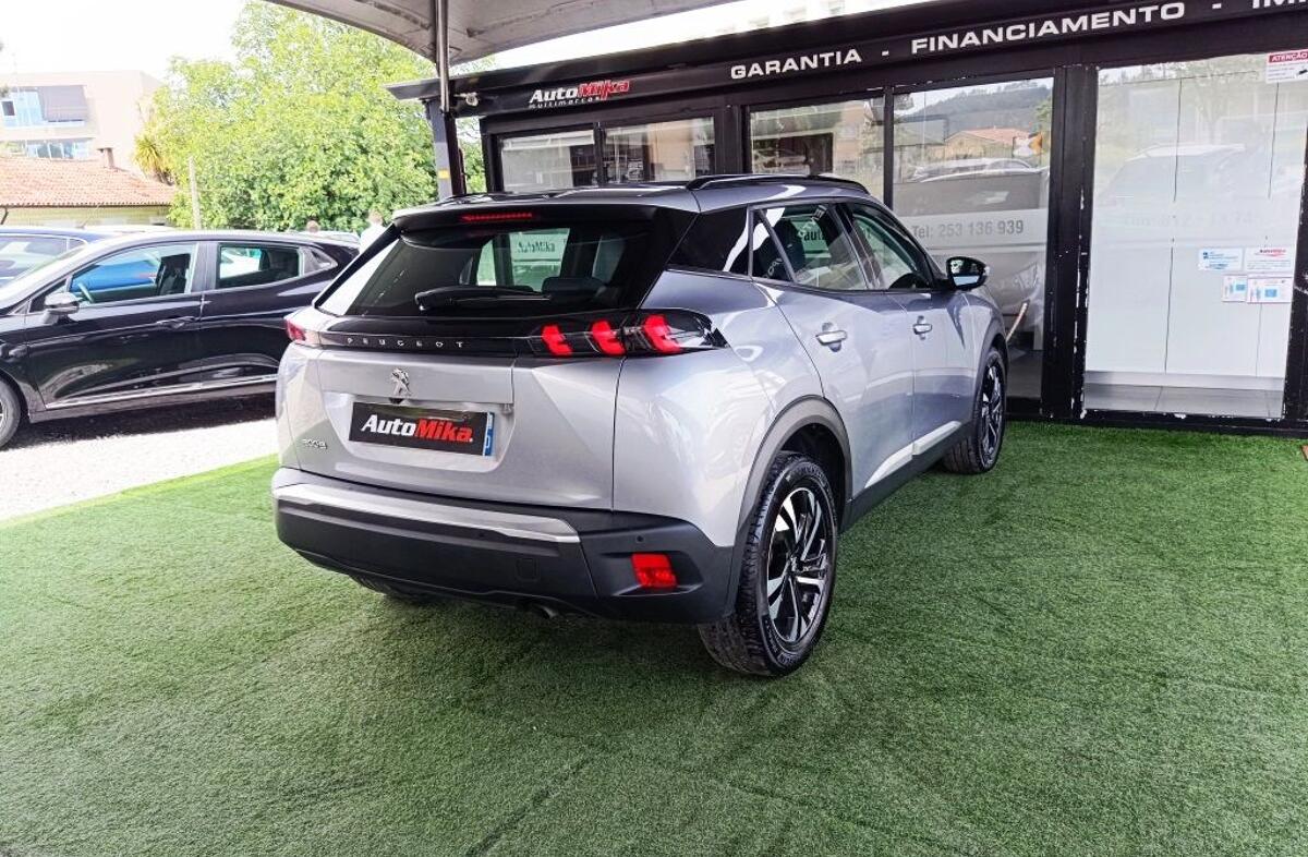 PEUGEOT 2008 1.2 PureTech Allure Pack