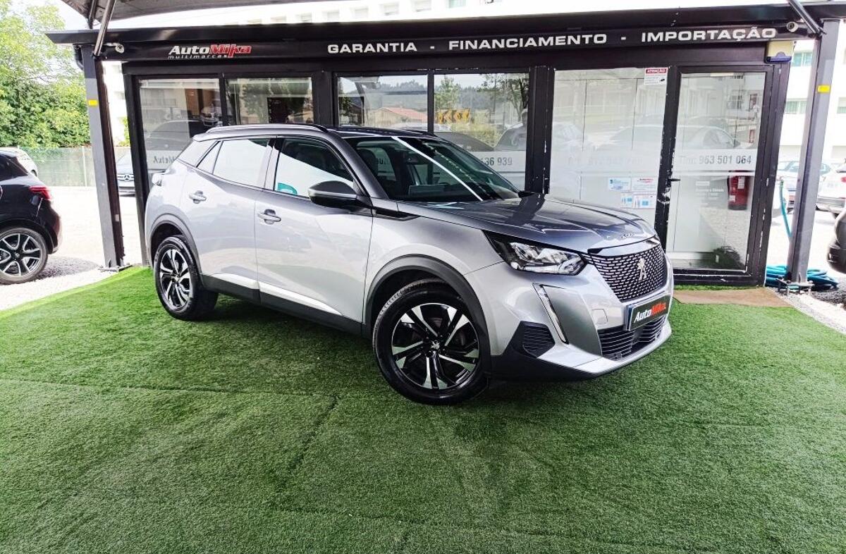 PEUGEOT 2008 1.2 PureTech Allure Pack