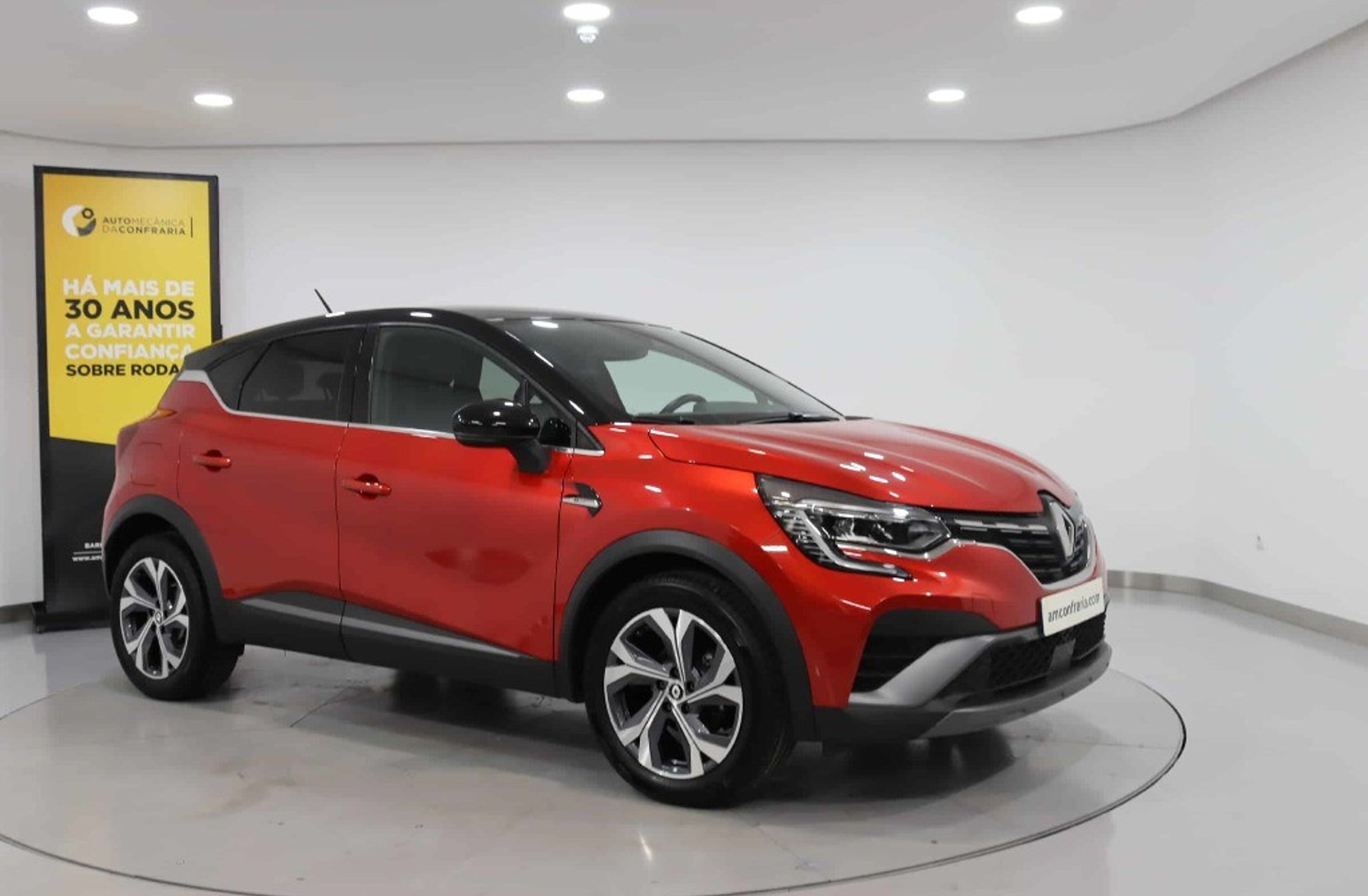 RENAULT Captur 1.0 TCE RS LINE