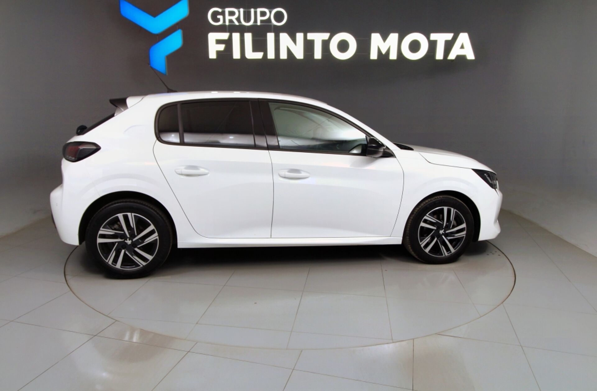 PEUGEOT 208 1.5 BlueHDi Allure