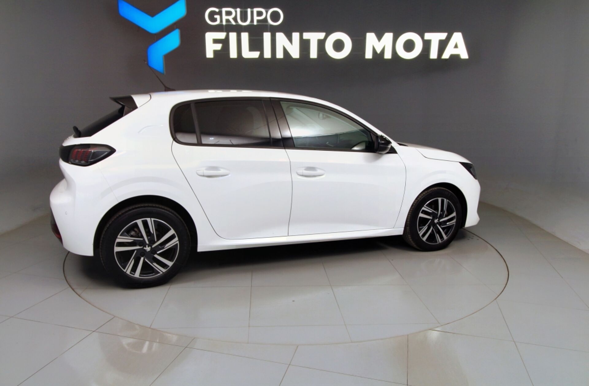 PEUGEOT 208 1.5 BlueHDi Allure