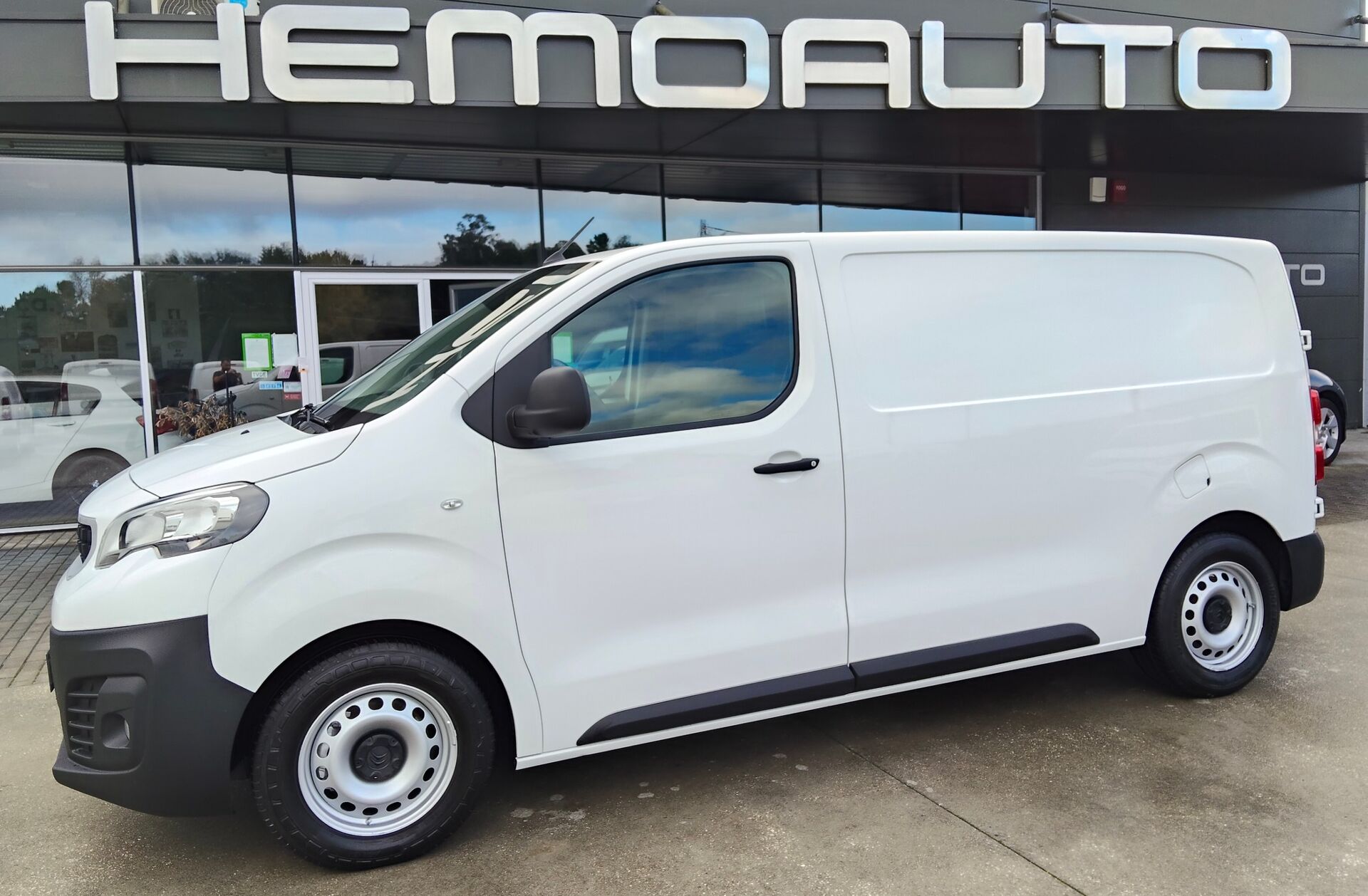 PEUGEOT Expert 1.6 BlueHDi L2H1 Premium Standard