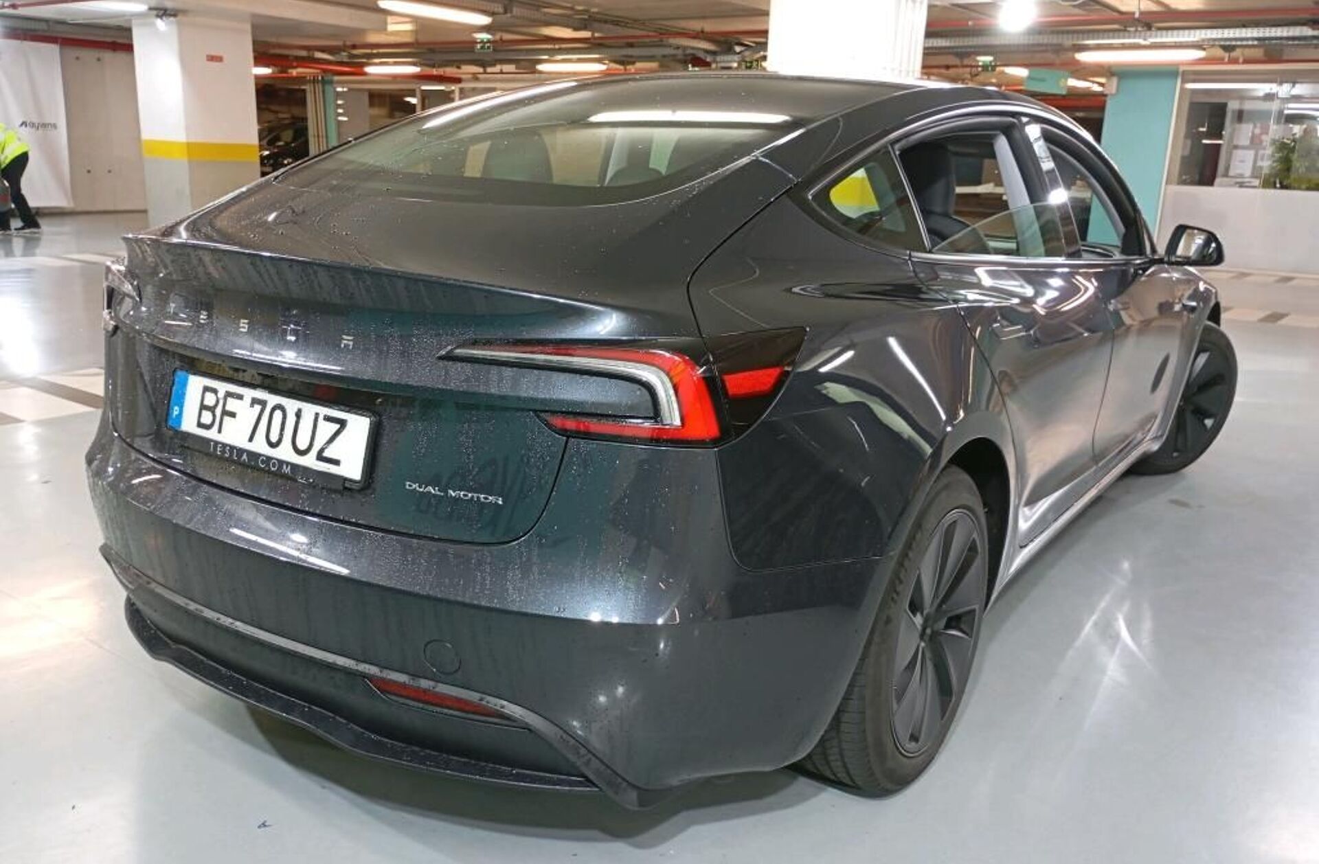 TESLA Model 3 Long Range Tração Integral