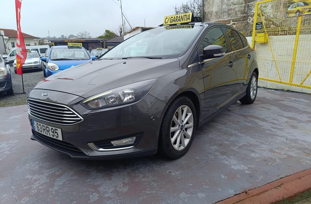FORD Focus 1.0 SCTi ST-Line