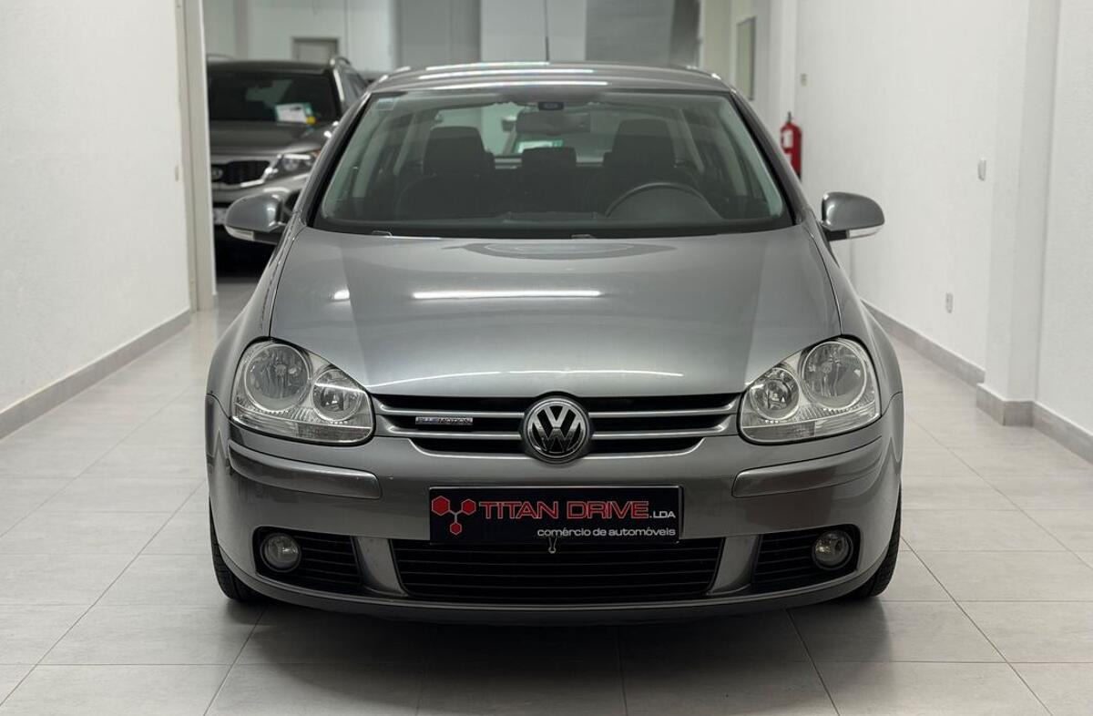 VOLKSWAGEN Golf 1.9 TDi BlueM. Trend. AC