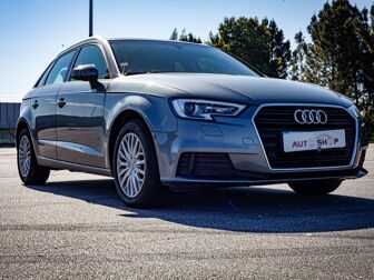 AUDI A3 1.6 TDI S-line S tronic