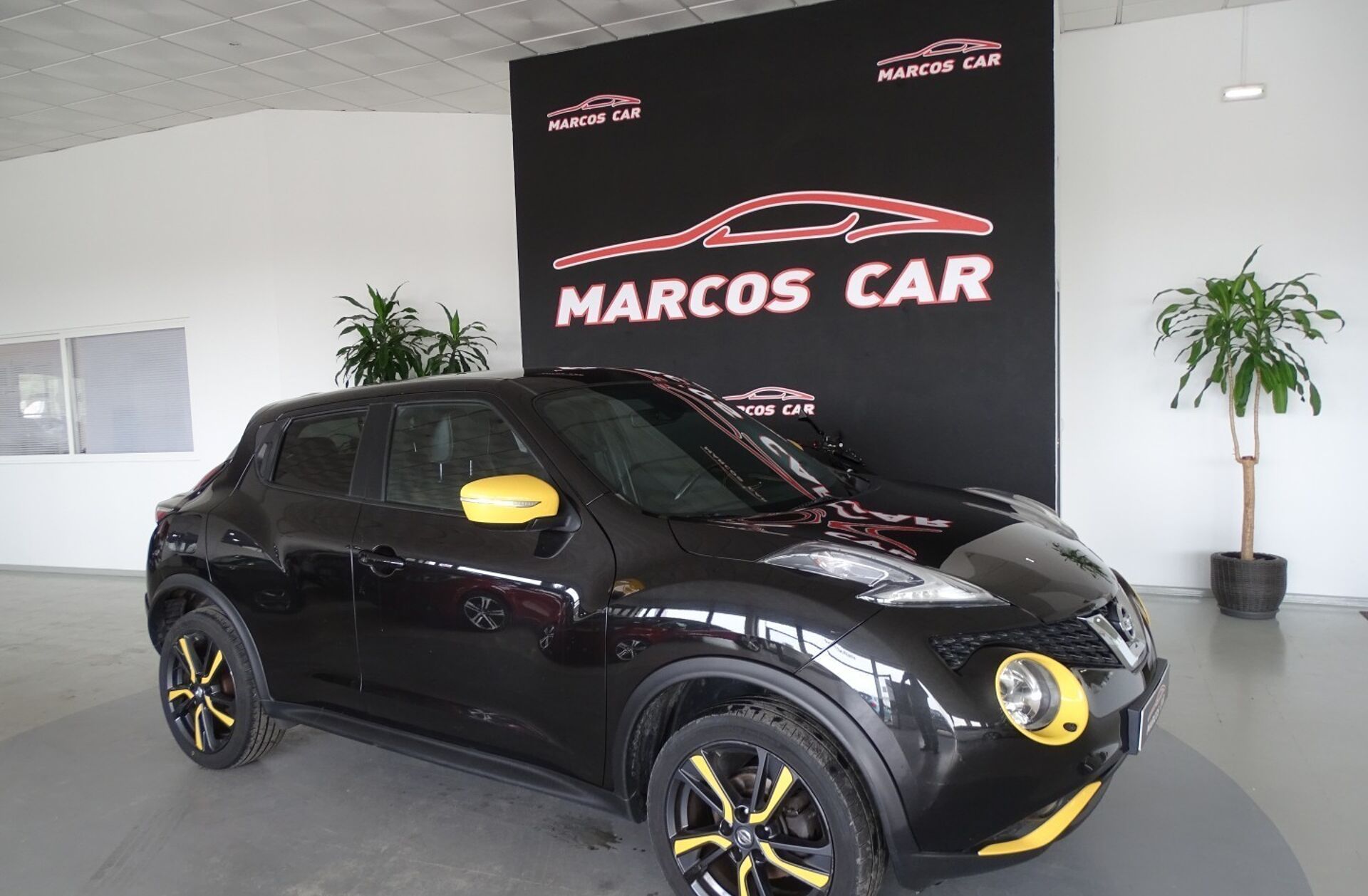 NISSAN Juke 1.2 DIG-T N-Co P.Ext.1 Yellow S.
