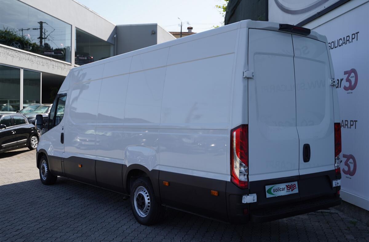 IVECO Daily 3.0 35S21 4100