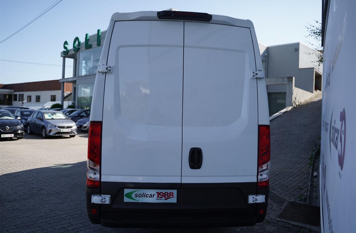 IVECO Daily 3.0 35S21 4100