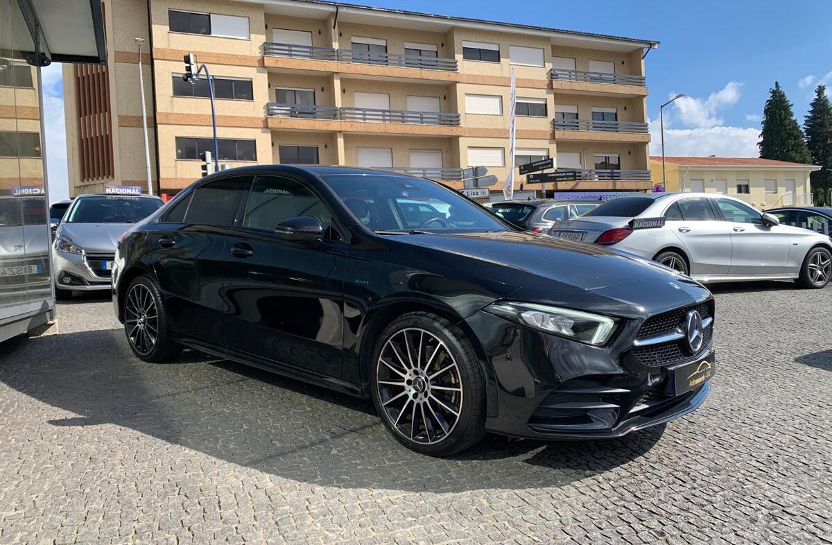 MERCEDES Classe A A 250 e AMG Line