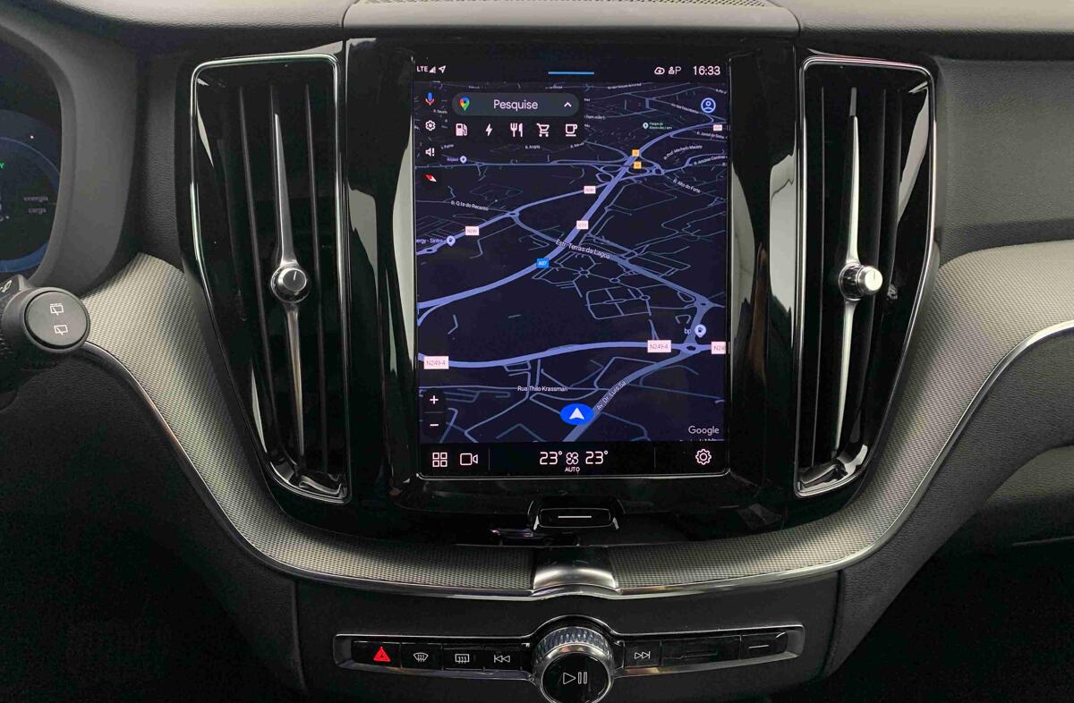 VOLVO XC60 2.0 T6 PHEV Black Edition AWD