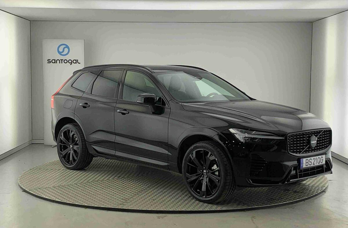 VOLVO XC60 2.0 T6 PHEV Black Edition AWD