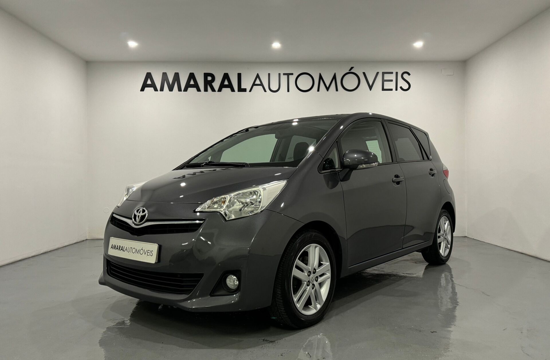 TOYOTA Verso-S 1.4 D-4D Exclusive