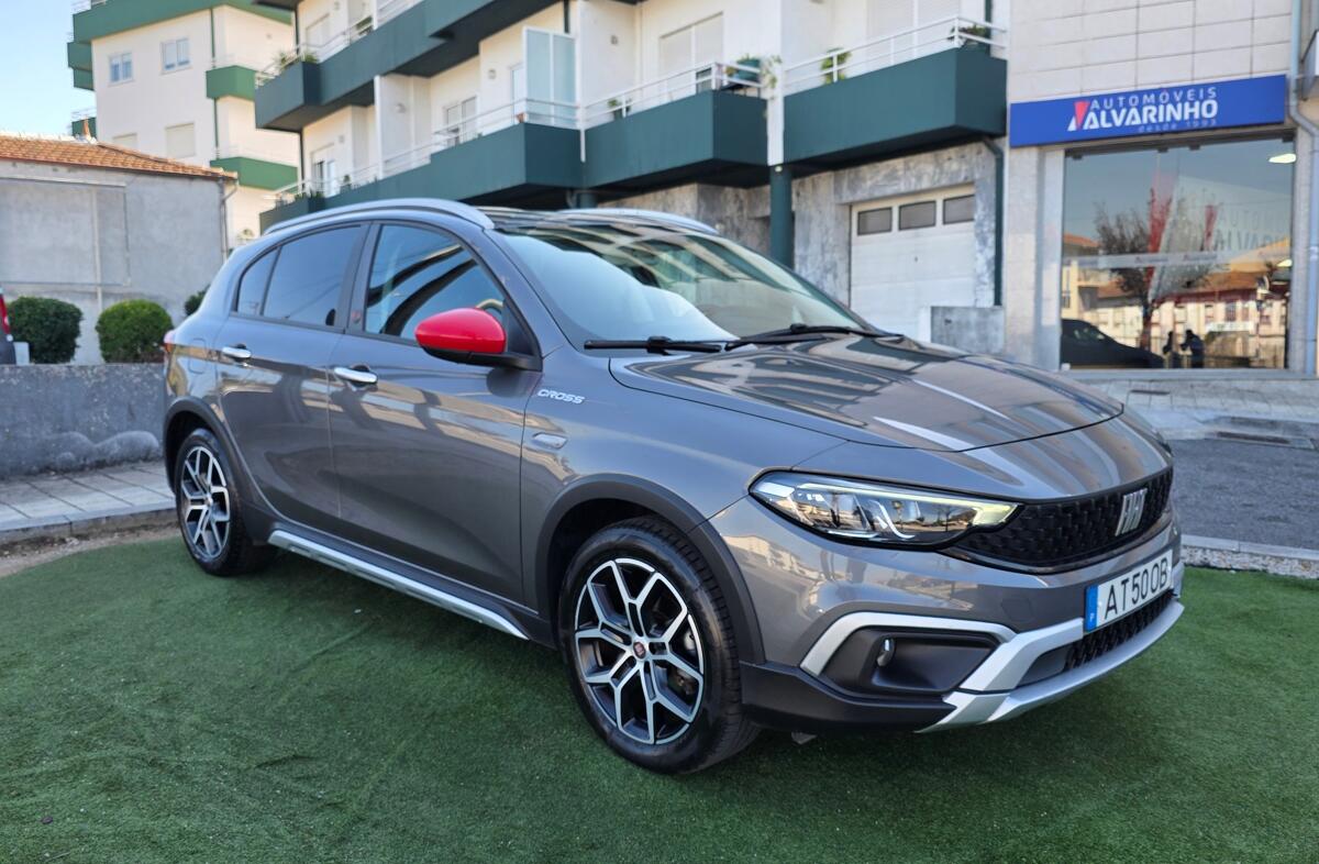 FIAT Tipo 1.0 GSE T3 (RED)