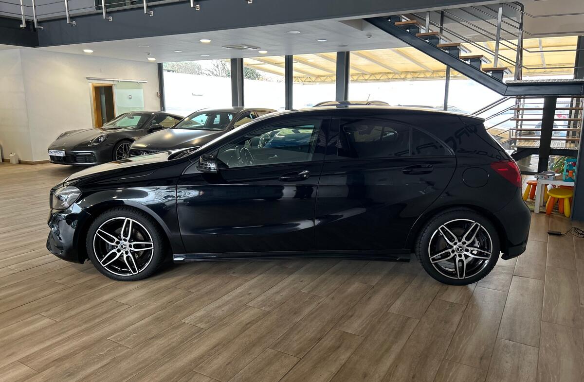 MERCEDES Classe A A 180 d AMG Line