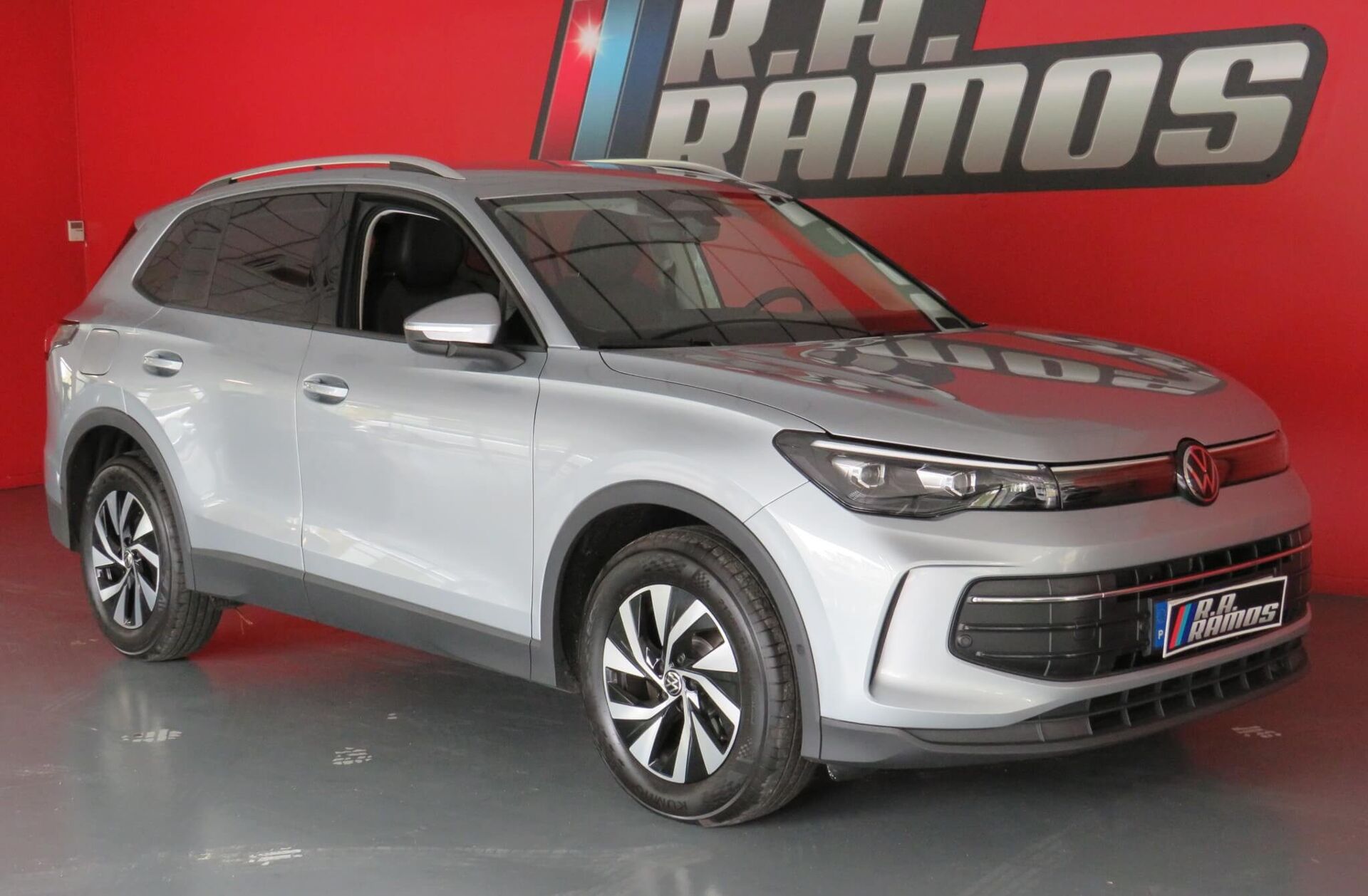 VOLKSWAGEN Tiguan 2.0 TDI Urban DSG