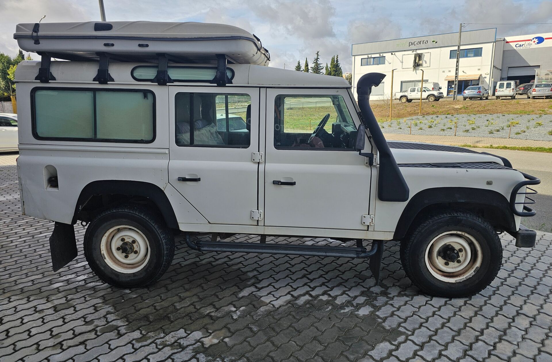 LAND ROVER Defender 110 2.5 TDi Metal Top