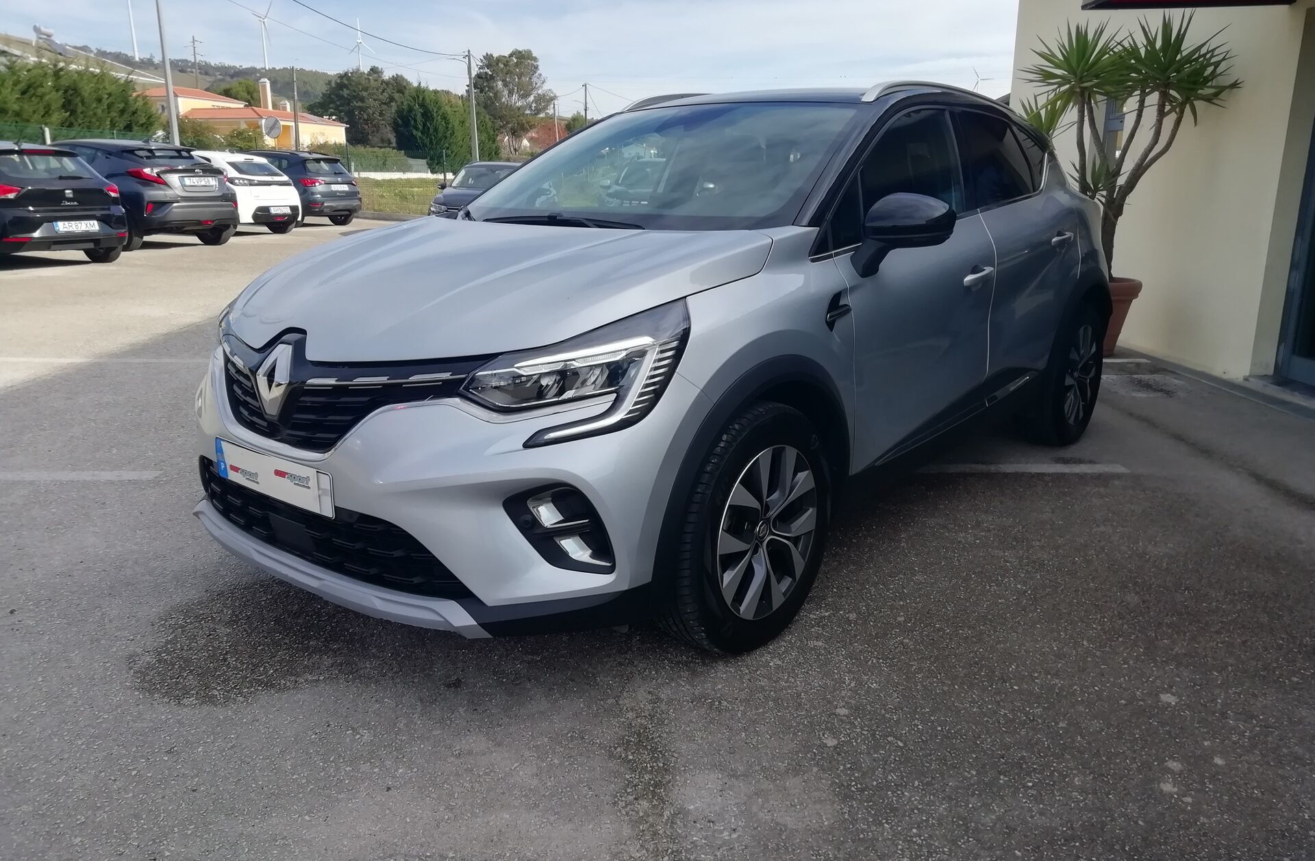 RENAULT Captur 1.0 TCe Exclusive