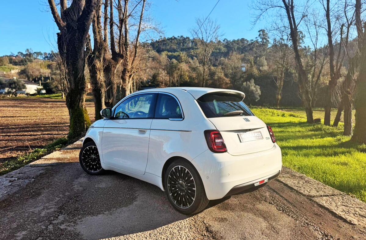 FIAT 500 42 kWh La Prima by Bocelli