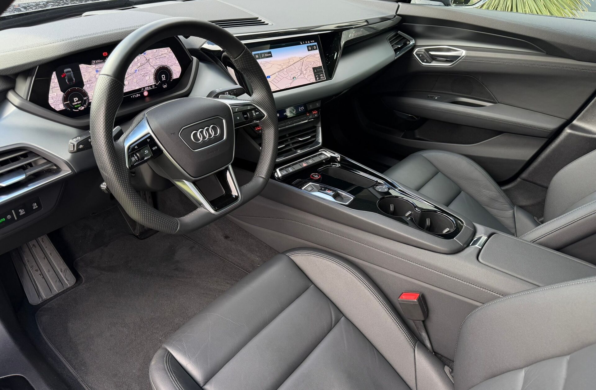 AUDI e-tron GT quattro