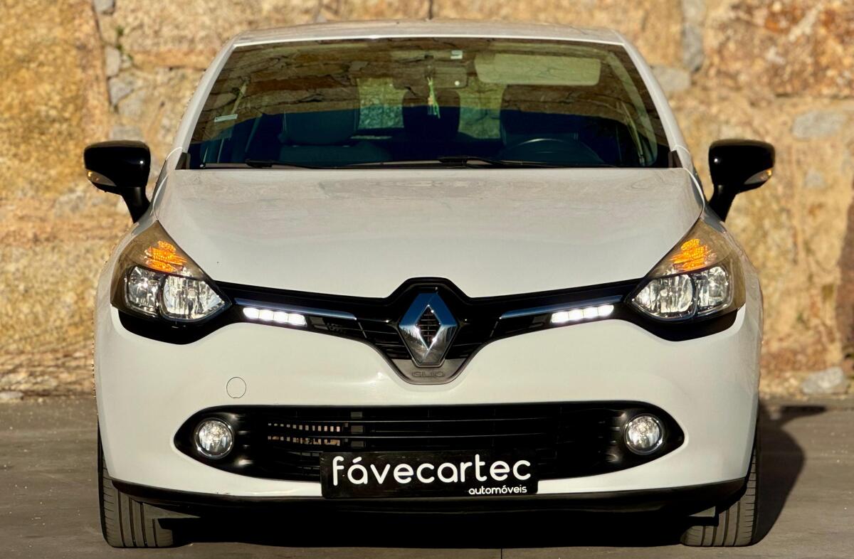 RENAULT Clio 0.9 TCE Limited
